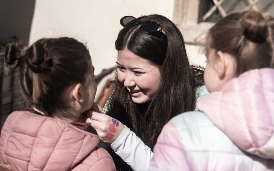 Kinderschminken_Kinderanimation_Kinderbetreuung_hollenburg_Hochzeitsmarkt